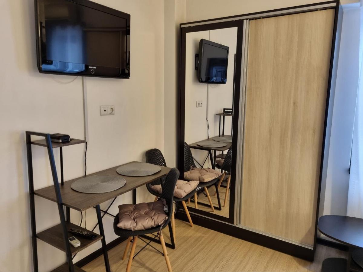 Central & Comfy, Peaceful Apt In Iasi Esterno foto