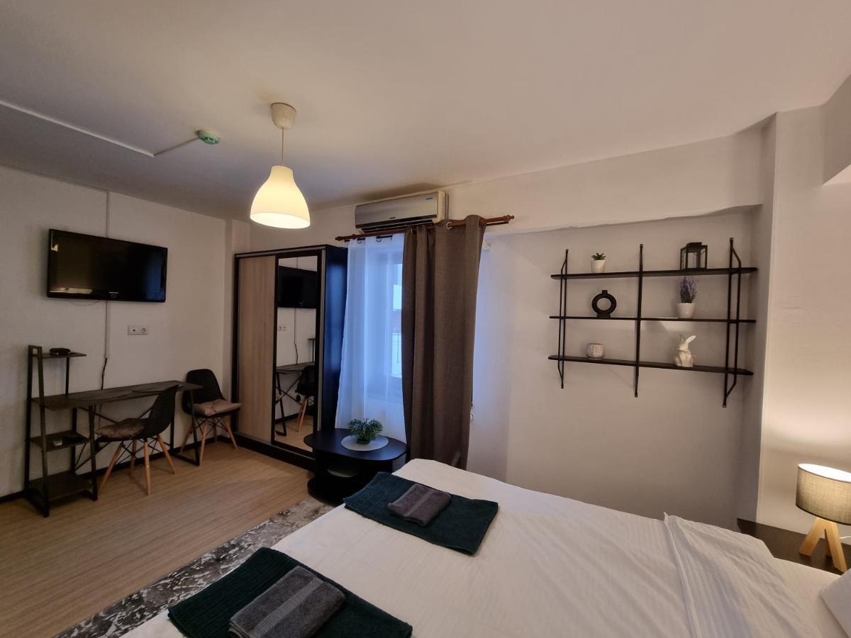 Central & Comfy, Peaceful Apt In Iasi Esterno foto
